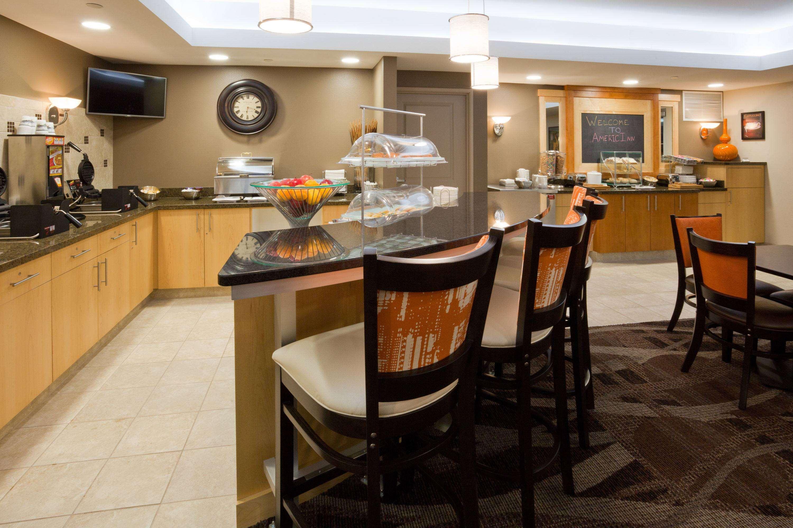 Americinn By Wyndham Waupun Екстер'єр фото